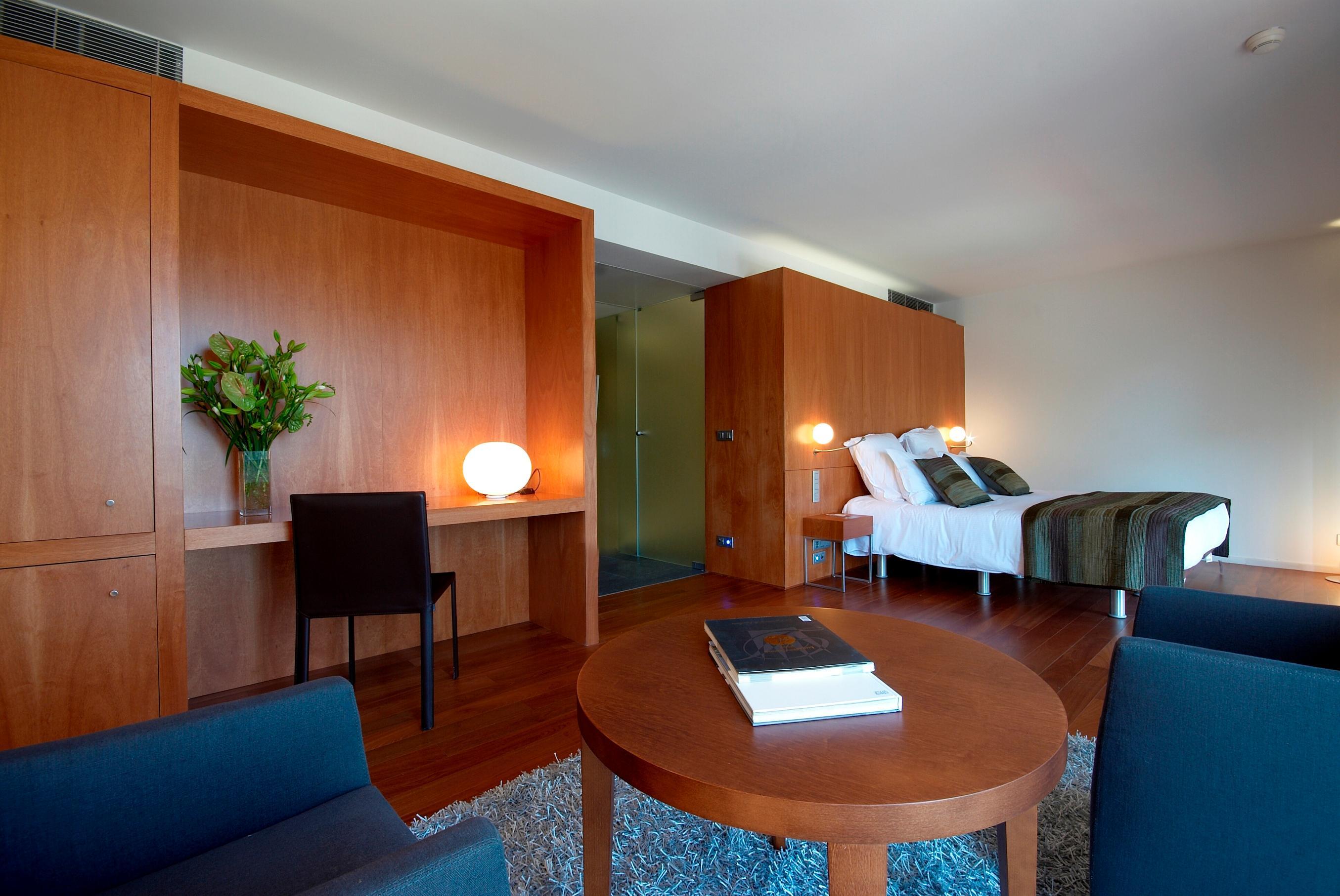 Hotel Condes De Barcelona Luaran gambar