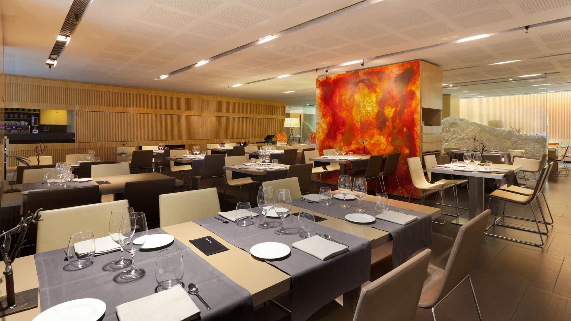 Hotel Condes De Barcelona Luaran gambar