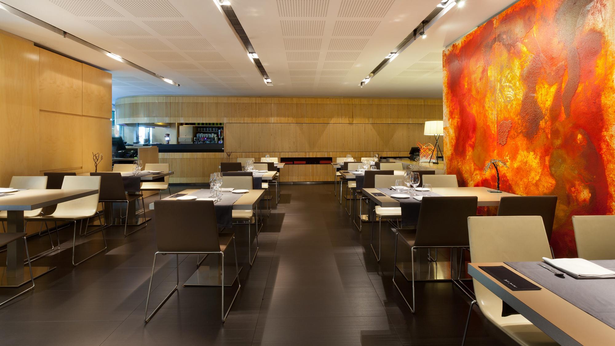 Hotel Condes De Barcelona Luaran gambar