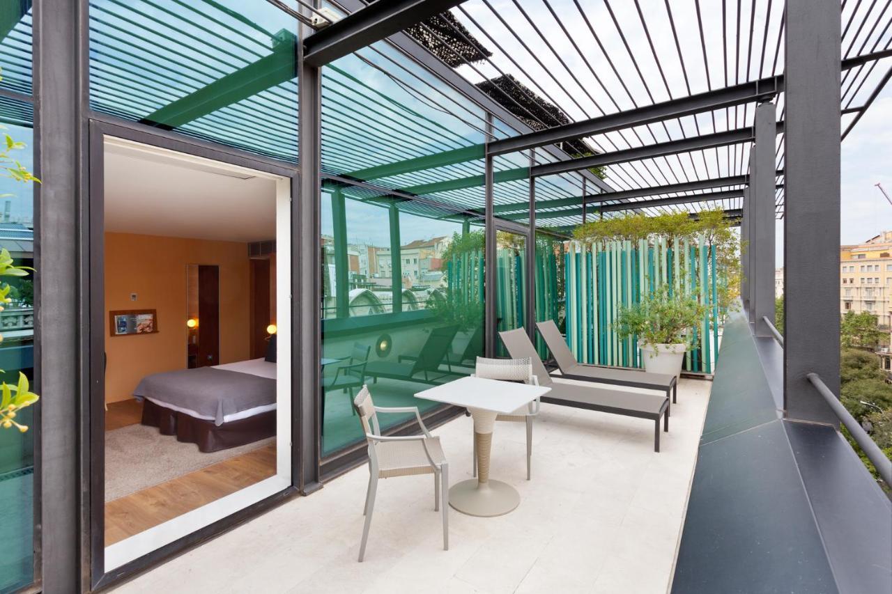 Hotel Condes De Barcelona Luaran gambar